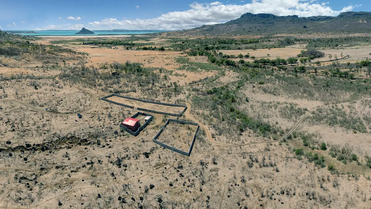 Vue aérienne des terrains de Betahitra à Diego Suarez