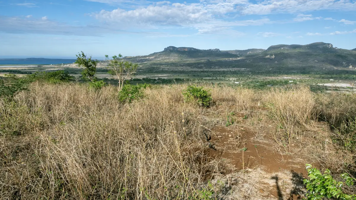 Depuis la parcelle vue sur la Montagne des Français